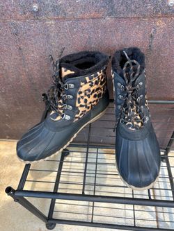 Baretraps Flynn Duck Boots- Leopard print