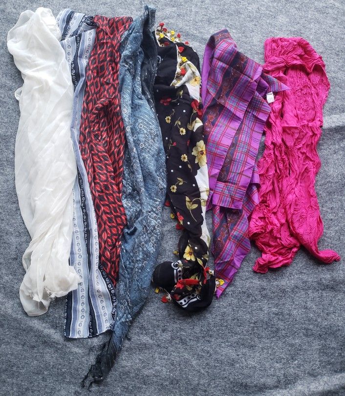 Collection Of Scarves, Shawls, And Wraps
