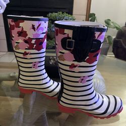 Rain boots 