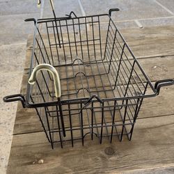 Shower organizer