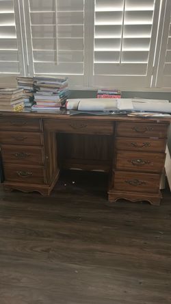 Wood Pedestal Desk with Drawers