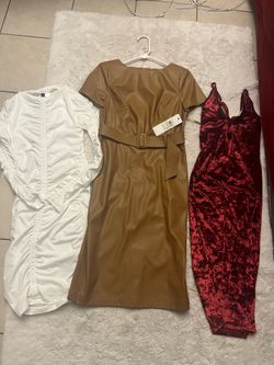 Women’s dress bundle ( all for 10$!!)