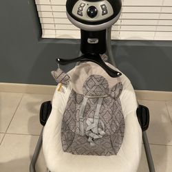 Graco DuetConnect Multi-Direction Baby Swing