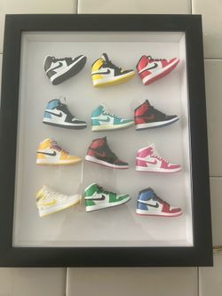 Nike shoe display art