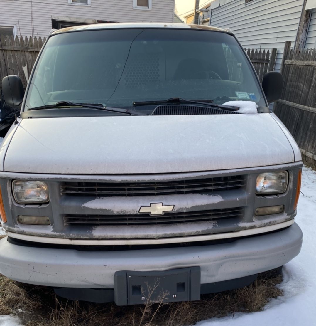2002 Chevy Express 2500