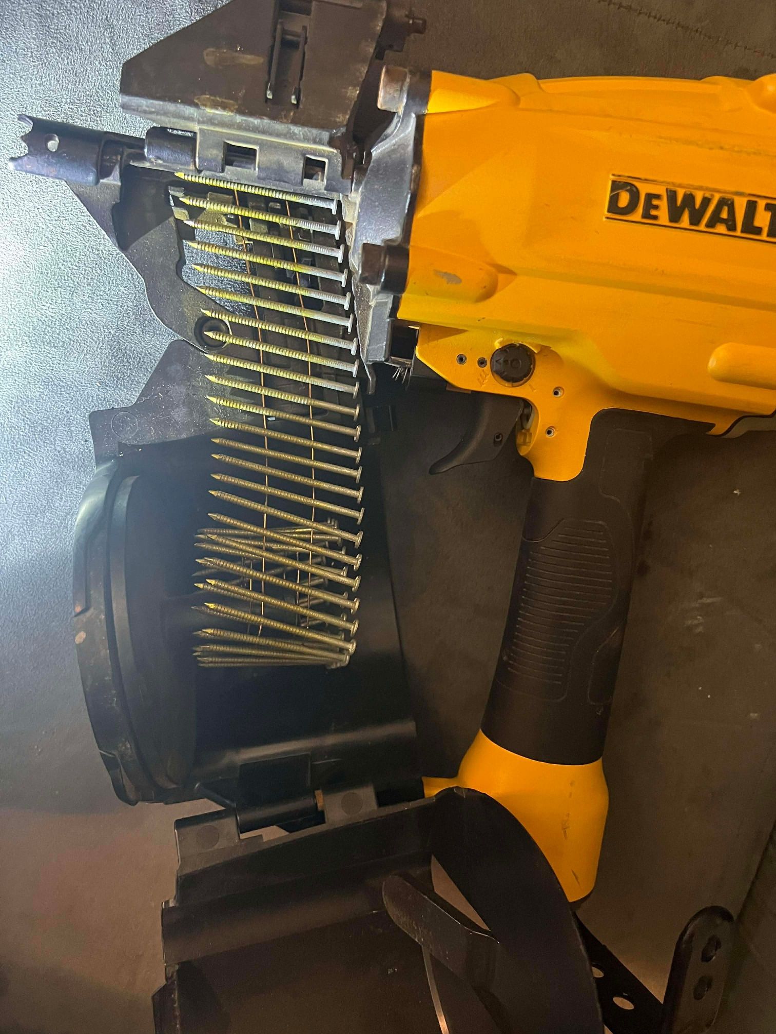 Pistola de aire 15GA para frame clavo 2-3 1/4”