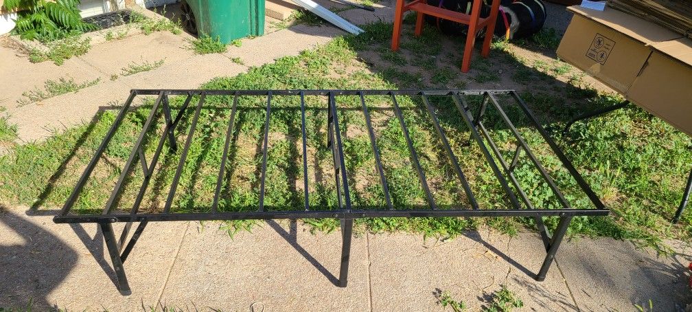 Foldable Twin Bed Frame