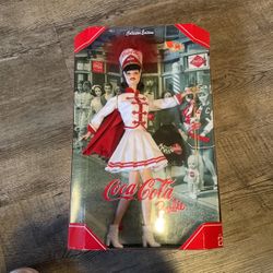 COCA COLA BARBIE MARCHING BAND