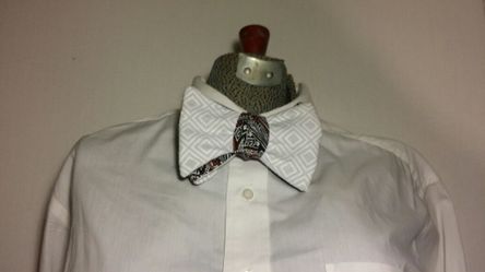 Bow tie