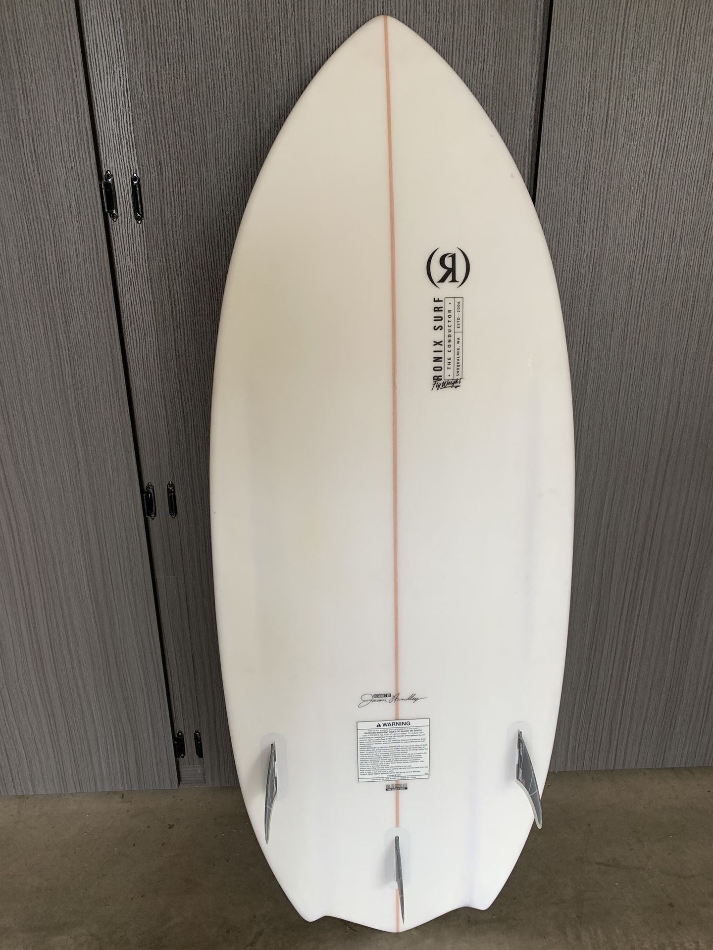 Ronix "the conductor" wake surfboard