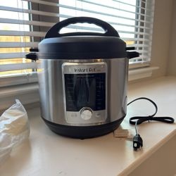 INSTANT POT Ultra 80 8qt 10-in-1 Multi-Use Programmable Pressure Cooker 