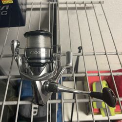 Shimano stradic 3000 for Sale in San Diego, CA - OfferUp