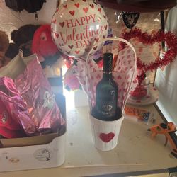 Valentines Day Flower ,Wine , Teddy Bear Arrangements