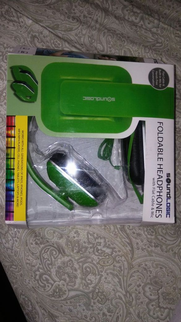 Sounlogice foldable headset with flat cable and Mic green