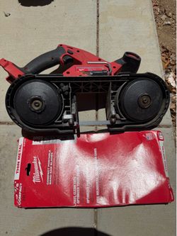 Milwaukee 35 3/8’s compact bandsaw