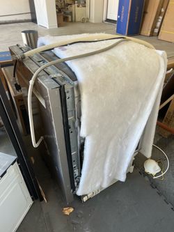 Maytag dishwasher