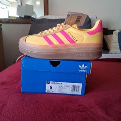 Women's Adidas Gazelle Bold "Spark" Sizes 6W, 6.5W, 7W, 7.5W,  9W Brand New 
