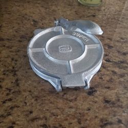 Tortilla Press Maker And Plastic Egg Coutanier