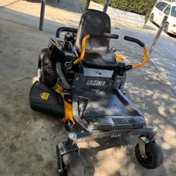 Cub Cadet Ultima ZT1 42 in. 547 cc IntelliPower Engine Dual Hydrostatic Drive Gas Zero Turn Riding Lawn Mower