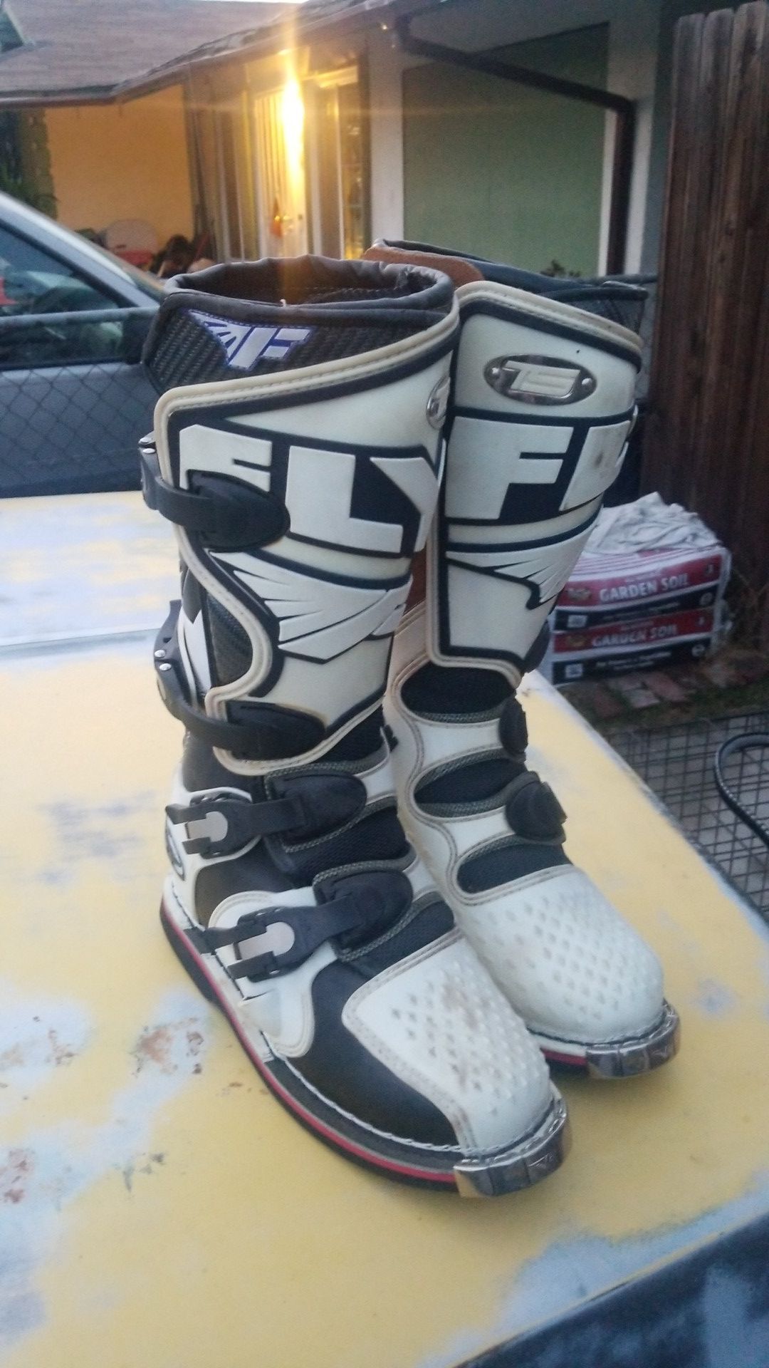 Dirt bike boots