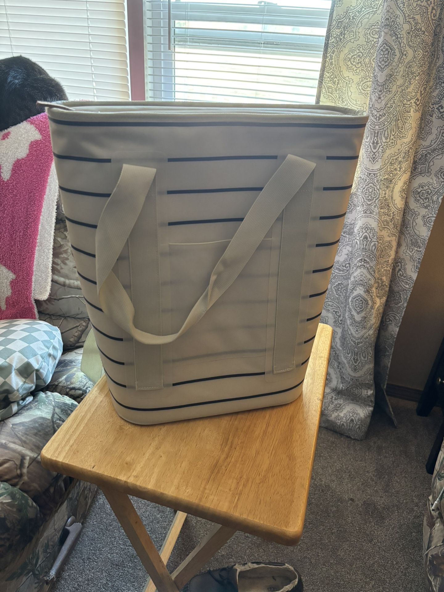 Hearth And Hand Beverage Cooler