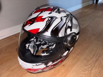 Motorcycle helmet
