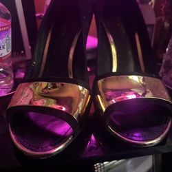 Black And Gold Louis Vuitton Heels, Gold Heel