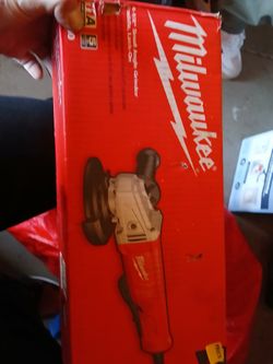 Milwaukee 1/2in Angle Grinder