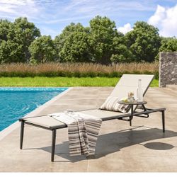 East Oak Chaise Lounger