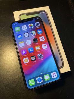 iPhone X 64gb Unlocked 1 Month Old!