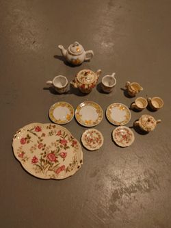 Porcelain Mini Tea Set