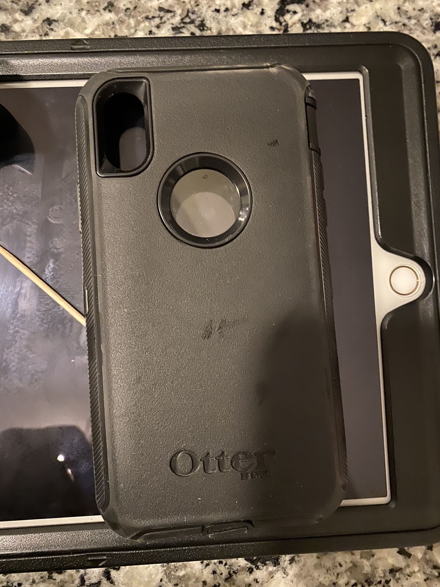 iPhone X otter box with clip