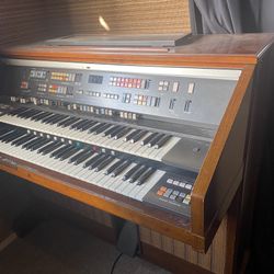 Church Organ - FREE