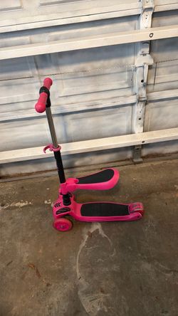 Pink Kids 3-Wheel Kick Scooter with Seat