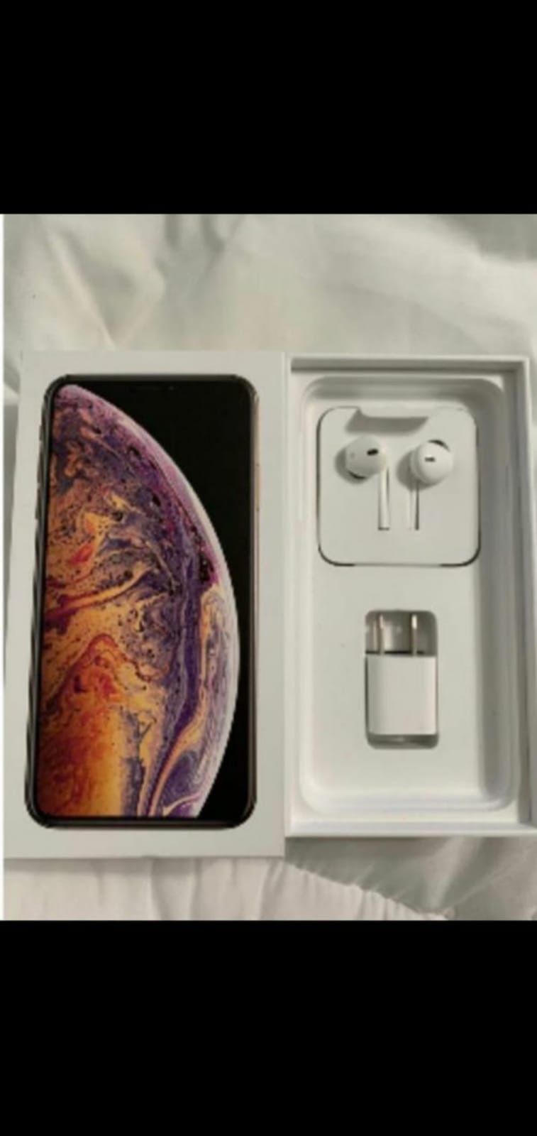 IPHONE 10 Xs/ GOLD / UNLOCKED/64 GB