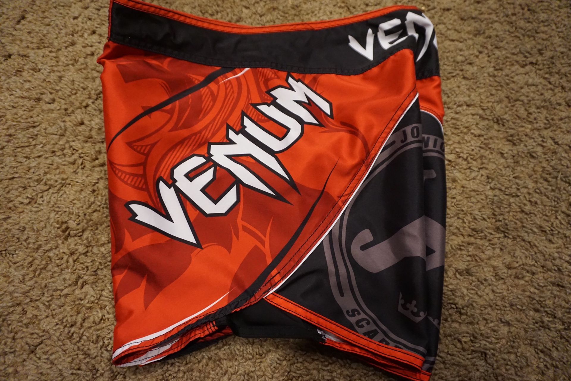 Venum Jose Aldo Junior Signature Fight Shorts UFC MMA Red / Black sz 33