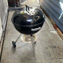 22 inch Webber kettle BBQ Grill