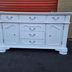  White Wood Lowboy Dresser With Crystal Knobs 