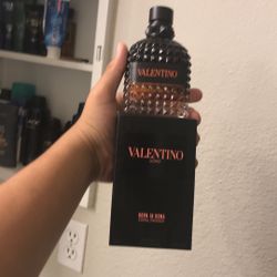 Valentino Born In Roma Coral Fantasy 