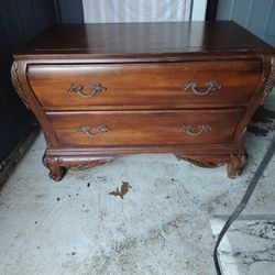 Dresser *could use touch up*