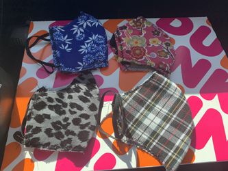 Face covers with filter