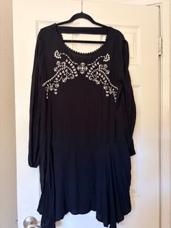 Black Long Sleeve Embroidered Boho Dress
