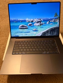 New open box Apple MacBook Pro 16” m5 pro 48gb ram 1TB MSRP $3900!!