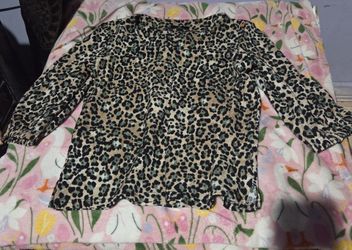 Size small cheetah print