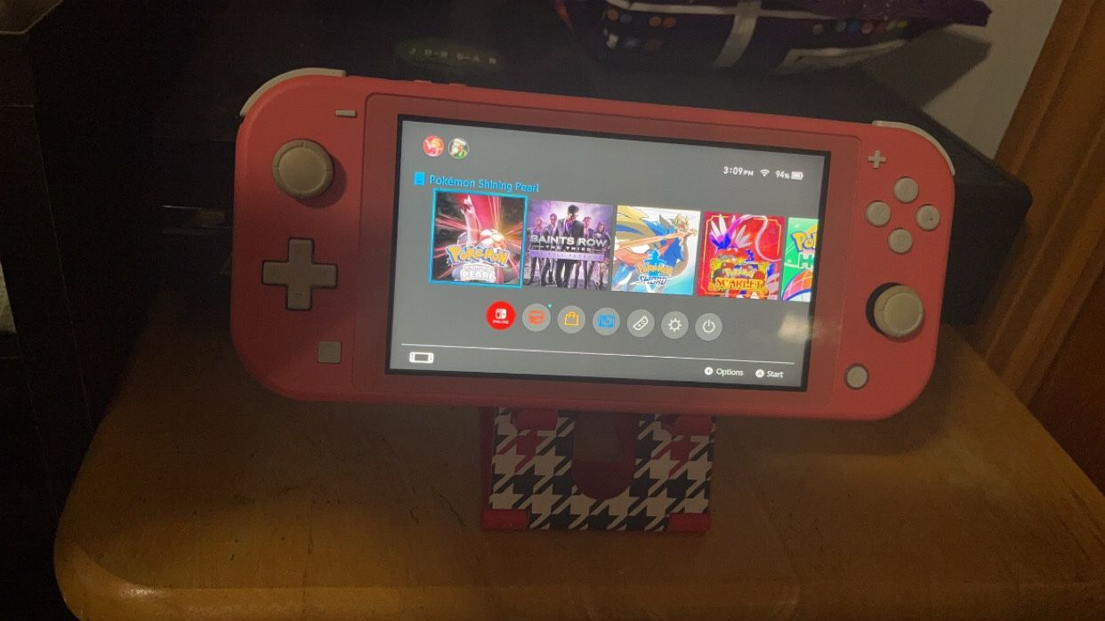 Nintendo Switch Lite W/ Games 