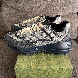 Men’s Shoes