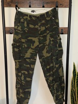 Camo Pants/Jogger size L
