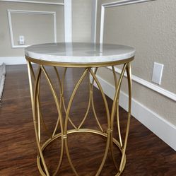 2 Side Table 