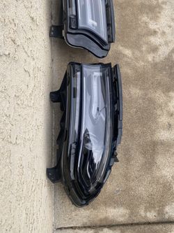 HEADLIGHTS DODGE CHARGER   2015-2022 XENON LH LEFT DRIVER END RIGHT PASSENGER SIDE HEADLIGHT OEM