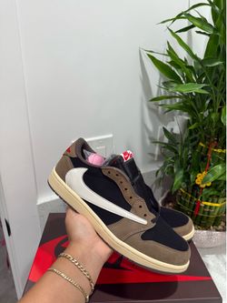 AJ1 Travis Scott Mochas Lows Men sizes 8M-12M